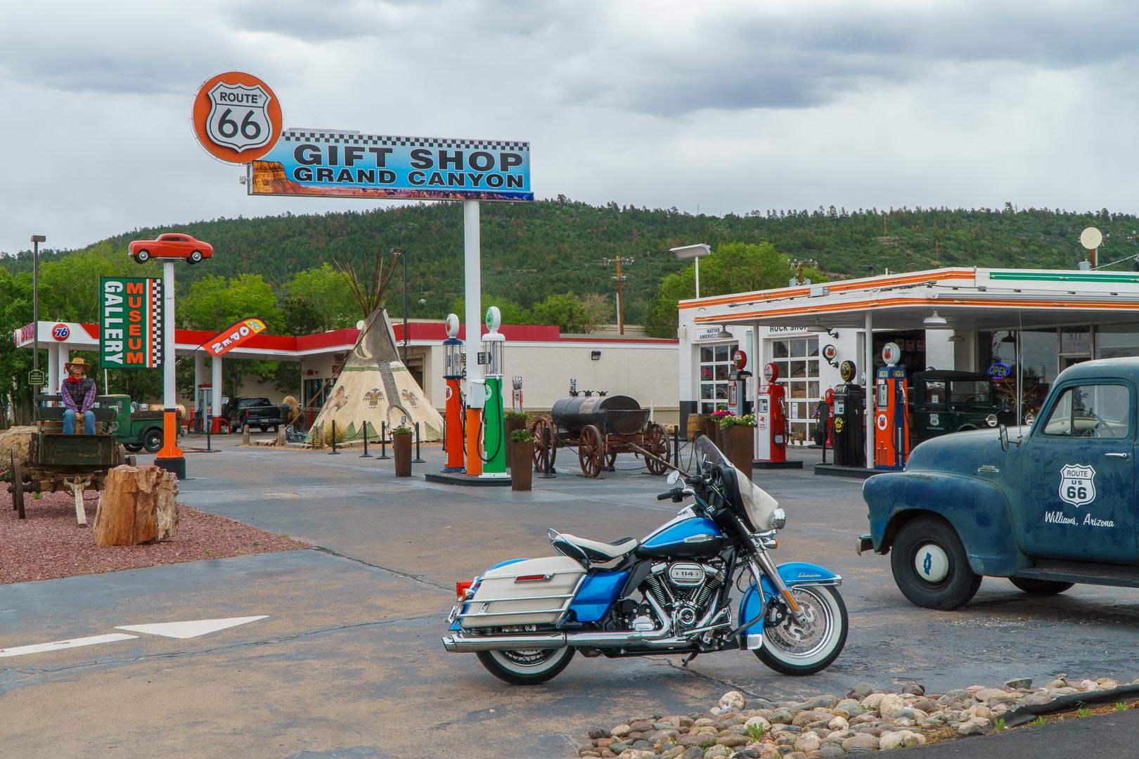 Electra Glide Revival Test: Route 66