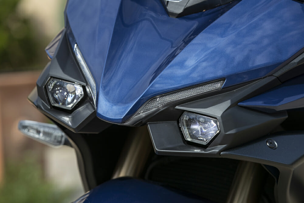 2022 Suzuki GSX-S1000 GT+ headlights