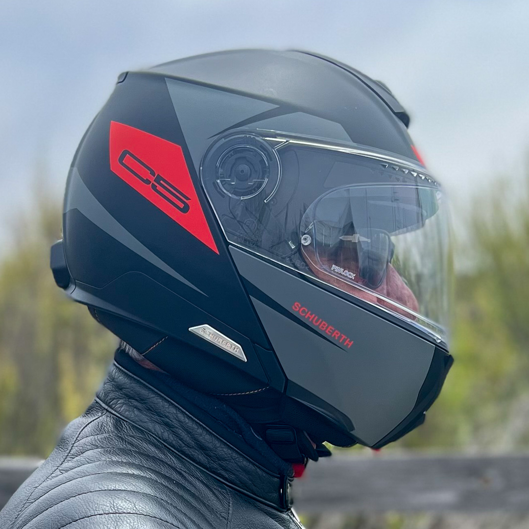 Schuberth C5 Review: Modular Motorcycle Helmet
